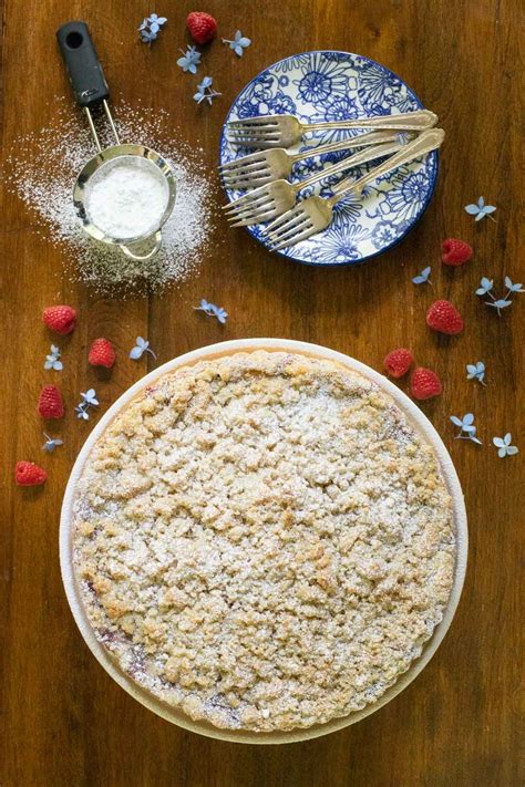 Everyone Loves This Super Easy Plum Raspberry Crumb Tart With A Crisp