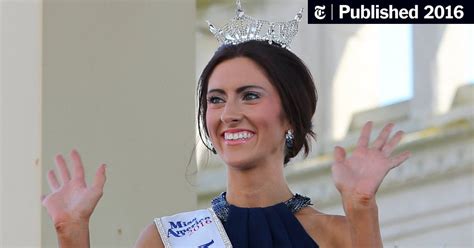 Missouri Woman Is Miss America Pageants First Openly Lesbian Contestant The New York Times