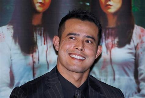 Meski dmikian, akhir pekan selalu ia sempatkan waktu bersama keluarga. Zul Ariffin kahwin tahun depan, enggan dedah identiti ...