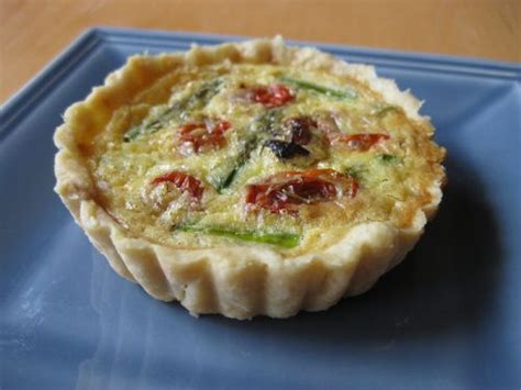 Roasted Tomato Asparagus And Smoked Gouda Quiche Asparagus Quiche