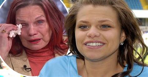 Jade Goody S Mum Breaks Down In Tears As She Reveals She Washed Her