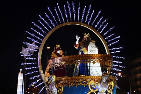 Desfile De Los Tres Reyes Magos Se Celebra En El Mundo Galería