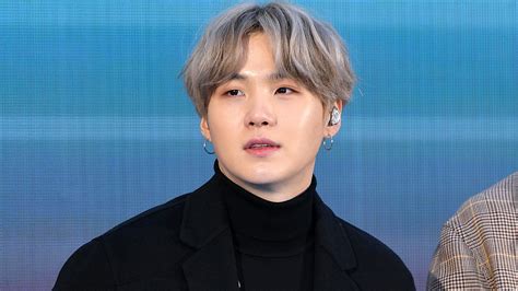 Bts Member Suga Updated Fans On A Potential New Year S Eve Appearance And His Surgery Recovery