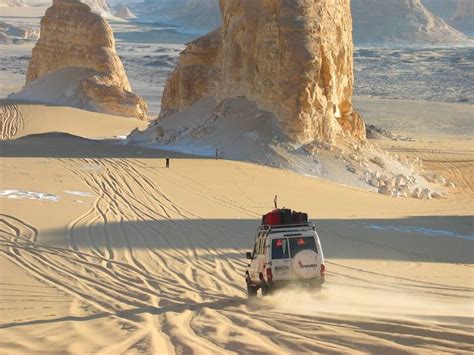 White Desert Sahara Al Egypt Tours Egypt Travel Desert Tour