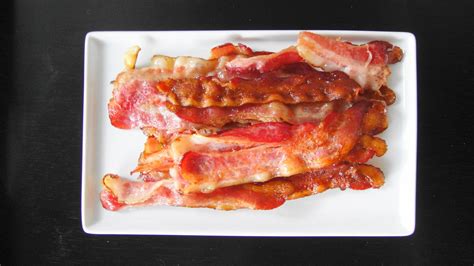 Easy Perfectly Cooked Bacon Bacon In The Oven Easy