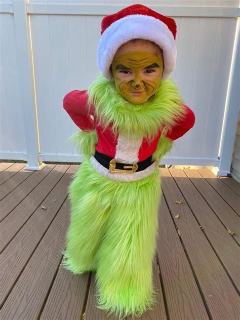 You Can Get Your Kids A Grinch Costume To Take Your Holiday Photos To