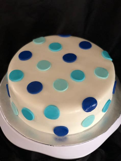 Polk's tsi series lands smack dab in the middle of its offering lineup, providing some of its best. Polka Dot Cake in 2020 | Dot cakes, Polka dot cakes, Cake