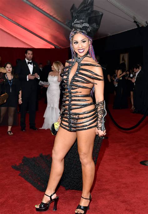 Unlike many african big musicians, olomide had no musical background while growing up. Joy Villa put on a flesh flashing display at the Grammys ...