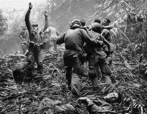 Images Of The Vietnam War That Defined An Era The New York Times