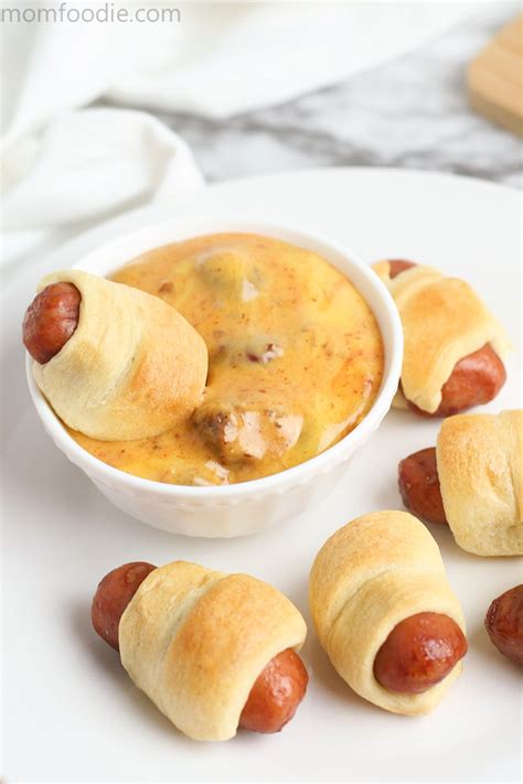 Little Smokies Crescent Rolls Mini Pigs In A Blanket Mom Foodie