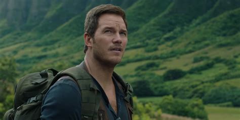 See Chris Pratt Run For His Life Again In The New Jurassic World Fallen Kingdom Trailer