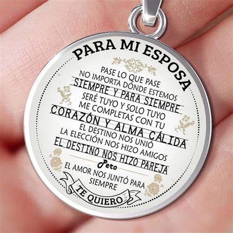 This article analyzes the challenges and complexities for the society that it is implicate in one of the basic principles of the peace: Pin de Victor Manuel Rios Ordoñez en Mi esposa | Corazones ...