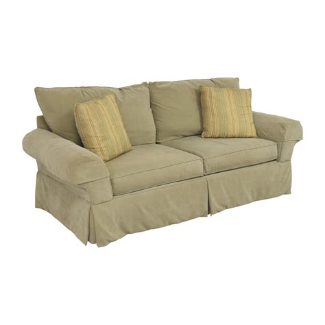 Clayton Marcus Skirted Two Cushion Sofa 85 Off Kaiyo