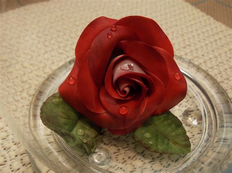 Flowers Two Tone Gumpaste Rose With Isomalt Dew Drops Fondant Rose