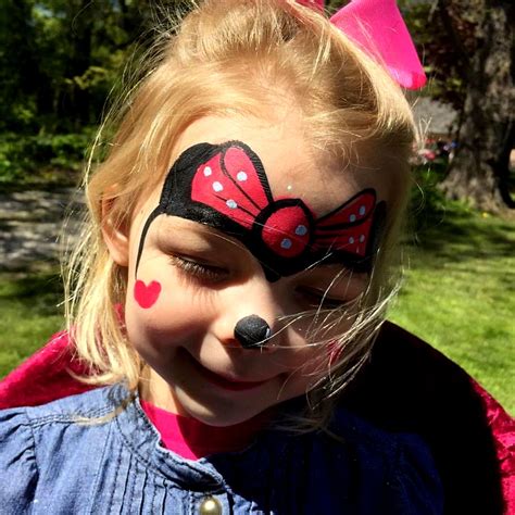Minnie mouse for girls bedrooms. Disney minnie mouse face painting party idea | midwest fun ...