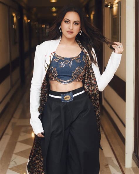 Sonakshi Sinha Opens Up Her Untold Stories About Body Shaming During