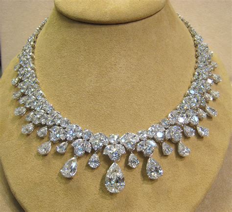 Diamond Necklace Sets Jewellery Designs