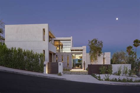 Estate Of The Day 109 Million Contemporary Masterpiece In Los