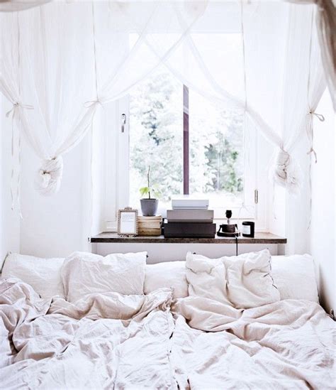 20 Tiny Bedrooms That Dont Skimp On Style Idée Déco Chambre Cosy