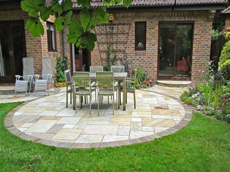 Do It Yourself Patio Design Ideas And Features Large Backyard
