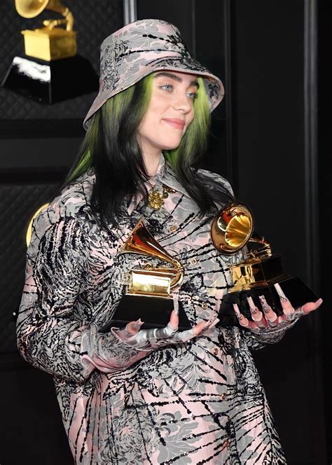Billie With Her New Grammys Grammys 2021 Billie Eilish Billie Grammy Outfits