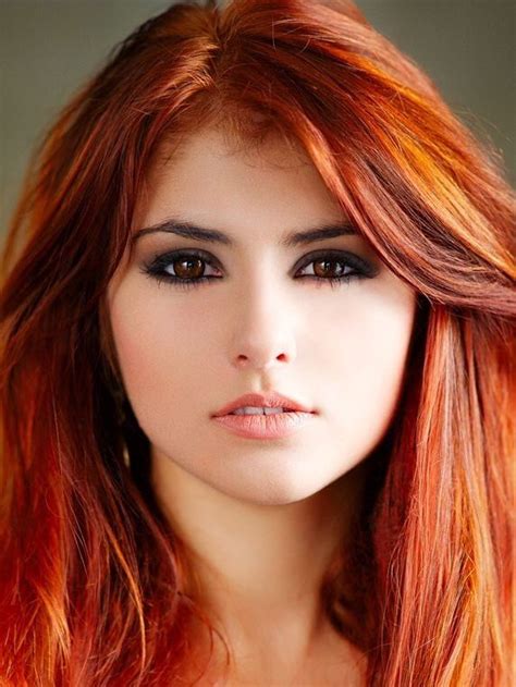 Pin By Pat Rice On Of Such Pretty Looks Beautiful Red Hair Red Hair