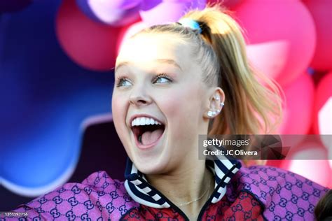 Jojo Siwa Attends Jojo And Jess Siwas Premiere Party For Siwas Dance