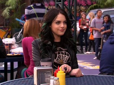 Liz Gillies Elizabeth Gillies Jade West Wall Pictures Victorious