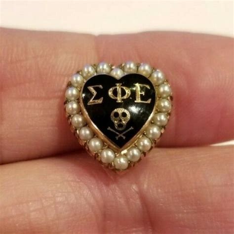 Vintage Sigma Phi Epsilon Fraternity Pin With Pearls 10k Gold Skull