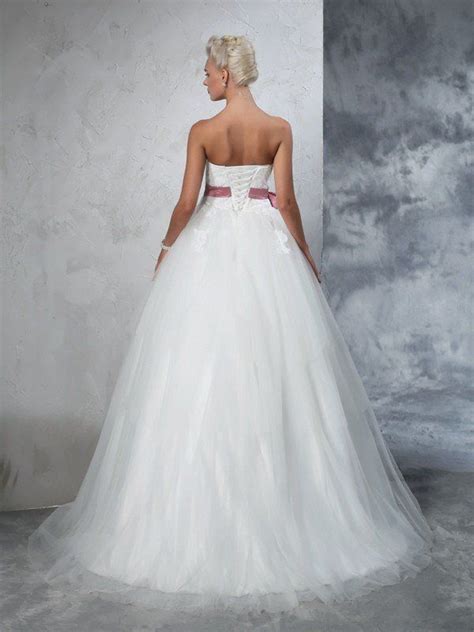 Ball Gown Strapless Bowknot Sleeveless Long Net Wedding Dresses Ball