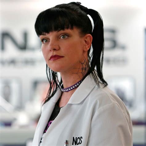 Pauley Perrette Reflects On Her Ncis Exit And Legacy E Online Au