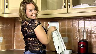Ashley Rider Is A Year Old Housewife That Isnt Afraid To Get Naked