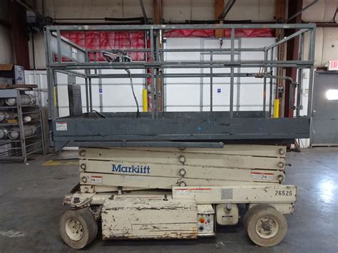 Marklift Model Ch26nep Self Traveling 24 Volt Electric Scissor Lift