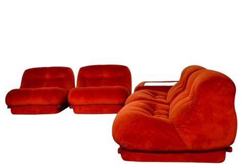 Modular Nuvolone Sofa And Coffee Table By Maturi For Mimo 1970s Intondo