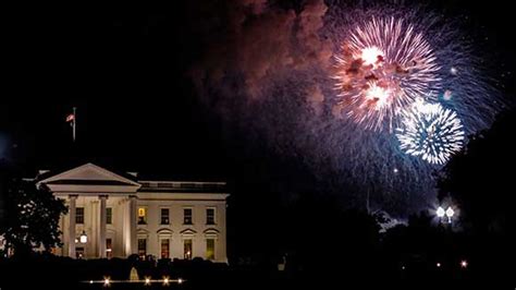 Watch Live Fourth Of July Fireworks From The South Lawn Of The White