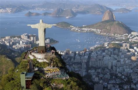 Jesus Statue Rio Tangol