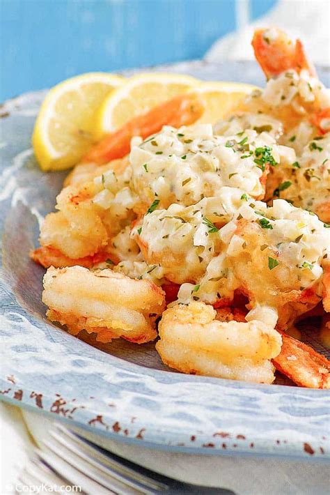 I could have gone really crazy and made a shrimp butter and a shrimp oil, but i think that shrimp scampi, at its heart, needs to be quick and easy, so making shrimp butter seemed too fussy and antithetical to. Olive Garden Classic Shrimp Scampi Fritta | Recipe in 2020 ...