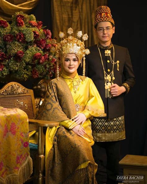 Pakaian Tradisional Melayu Perak