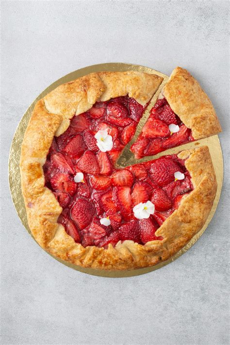 The Best Strawberry Galette Spatula Desserts