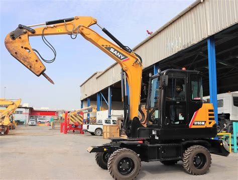 Jaidah Group Delivers The New Sany 6 Ton Wheeled Excavator Sy65w With