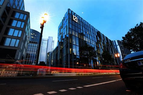 Aktuelle neuemissionen bei maxblue entdecke n. FT: Deutsche Bank rozważa stworzenie „złego banku" z ...
