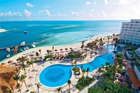 Hospédate En El Hotel Oasis Palm Cancún Hoteles Cancún
