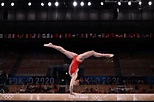 放大看！体操女子平衡木奥运冠军管晨辰膝盖上写了4个字_京报网
