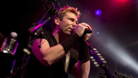 Nickelback Singer Chad Kroeger On Vocal Rest Must Undergo Surgery