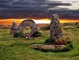 Standing stones in Wiltshire, England: | Shah Nasir Travel