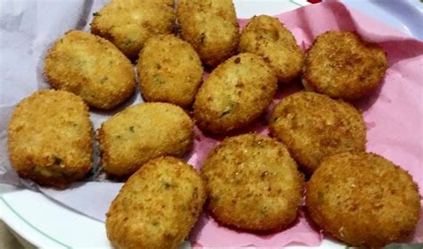 And fry in a pan until golden brown. Cheese Filled Chicken Potato Cutlets Recipe