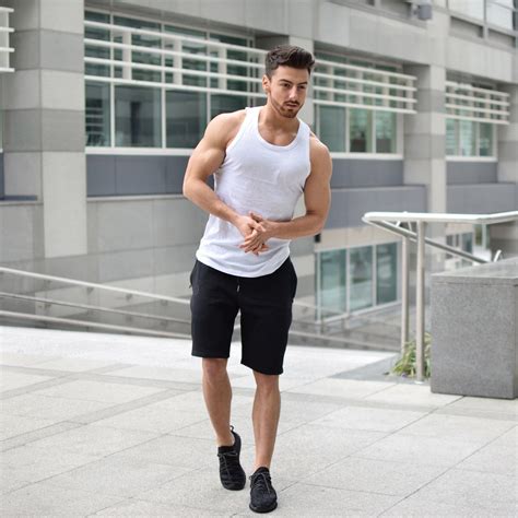 Mens Workout Outfits 29 Athletic Gym Wear Ideas