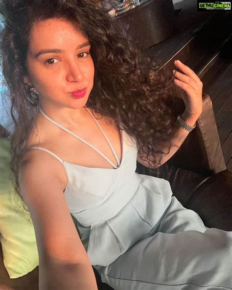 Sukirti Kandpal Instagram Being Your Own Universe And Keeping Urself First 👩🏻‍🦱 Lalalala 🥳🐈🌸👩🏻