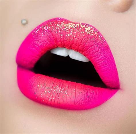 Картинки по запросу Glitter Lips And Nails Ombre Lips Glitter Lips