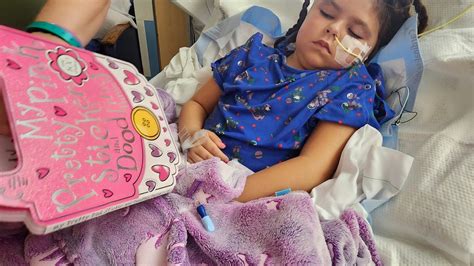 6 Year Old Girl Undergoes 10 Hour Surgery To Disconnect Half Of Her Brain In Rare Disease